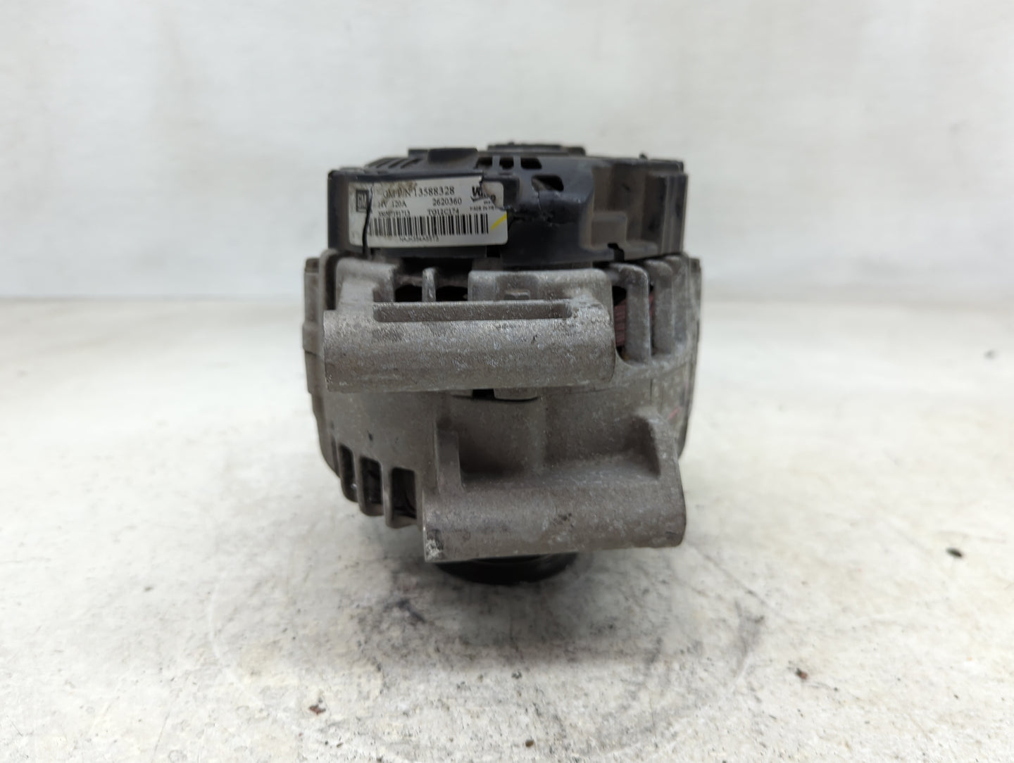 2010-2017 Chevrolet Equinox Alternator Replacement Generator Charging Assembly Engine OEM P/N:13588328 Fits OEM Used Auto Pa