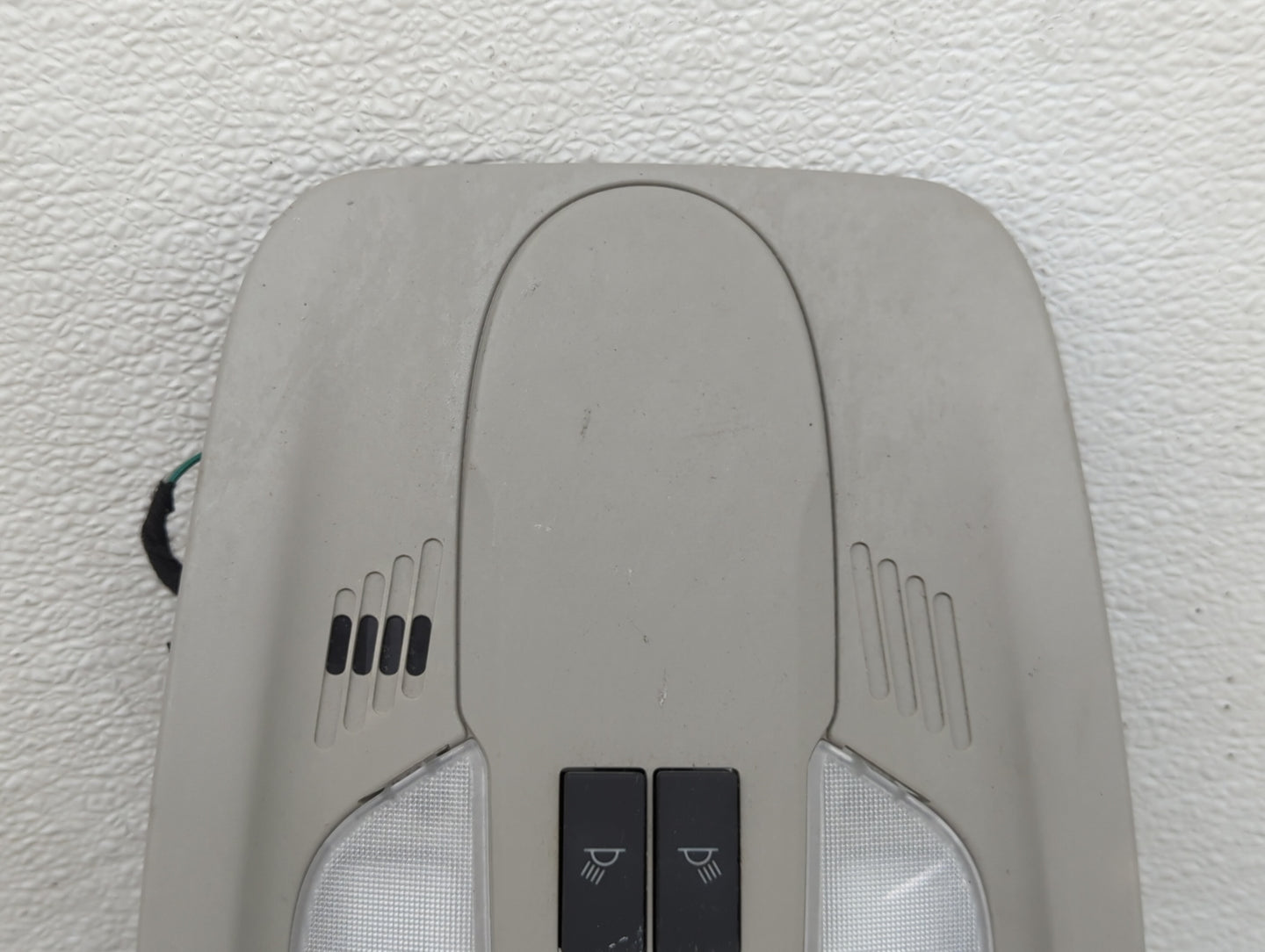 2013 Chevrolet Equinox Overhead Roof Console - Oemusedautoparts1.com
