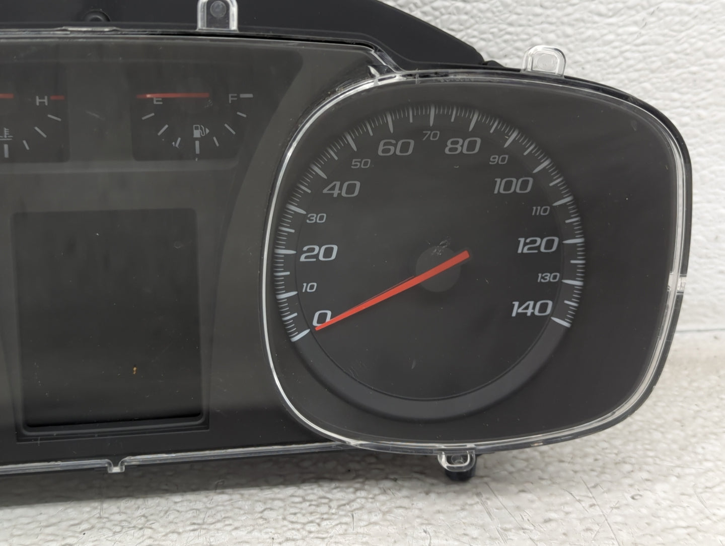 2013-2016 Chevrolet Equinox Instrument Cluster Speedometer Gauges P/N:23265863 Fits Fits 2013 2014 2015 2016 OEM Used Auto P