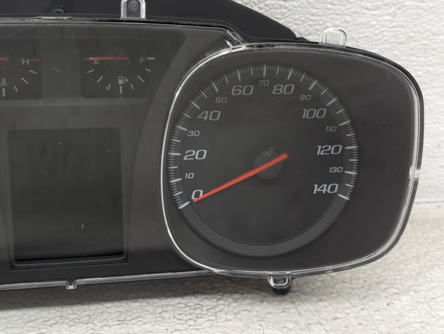 2013-2016 Chevrolet Equinox Instrument Cluster Speedometer Gauges P/N:23265863 Fits Fits 2013 2014 2015 2016 OEM Used Auto P