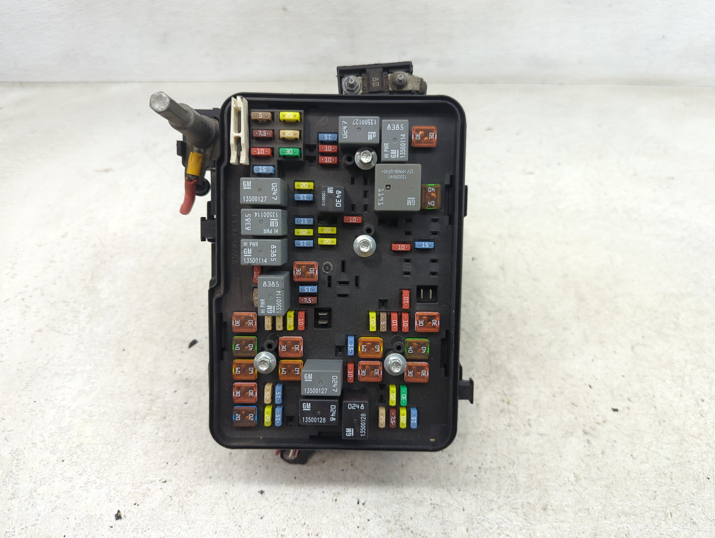 2013-2016 Chevrolet Equinox Fusebox Fuse Box Panel Relay Module P/N:22922727 Fits Fits 2013 2014 2015 2016 OEM Used Auto Par