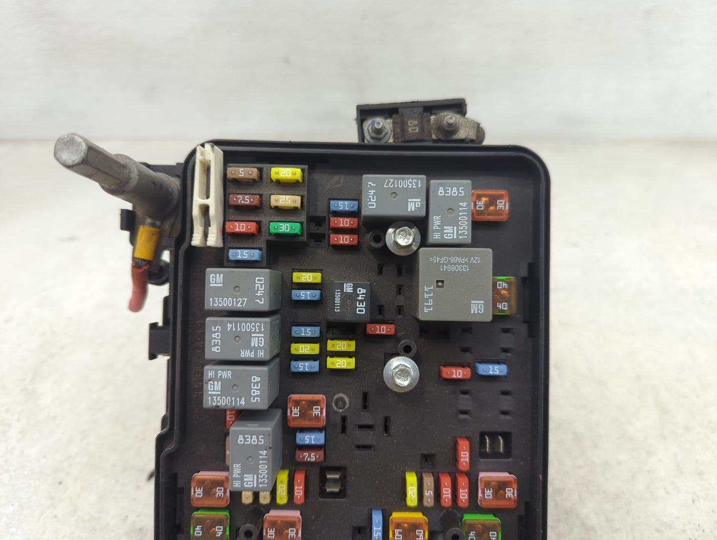 2013-2016 Chevrolet Equinox Fusebox Fuse Box Panel Relay Module P/N:22922727 Fits Fits 2013 2014 2015 2016 OEM Used Auto Par