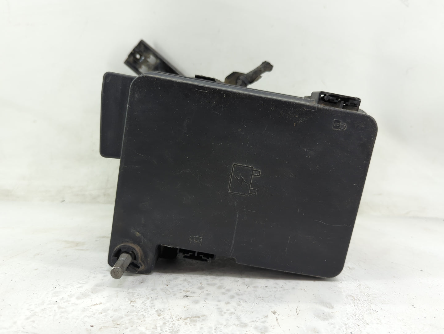 2013-2016 Chevrolet Equinox Fusebox Fuse Box Panel Relay Module P/N:22922727 Fits Fits 2013 2014 2015 2016 OEM Used Auto Par