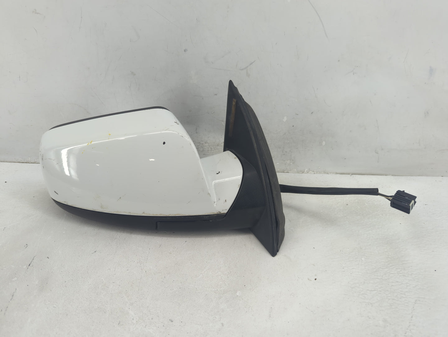 2011-2014 Chevrolet Equinox Passenger Side View Mirror - Right Door Mirror OEM Used - Oemusedautoparts1.com