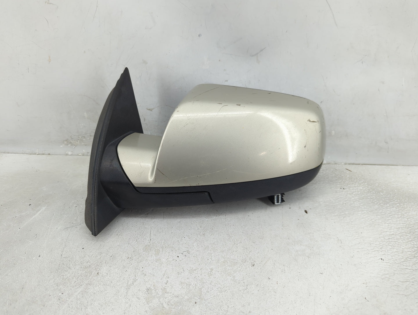 2013 Chevrolet Equinox Driver Side View Mirror - Left Door Mirror OEM Used - Oemusedautoparts1.com
