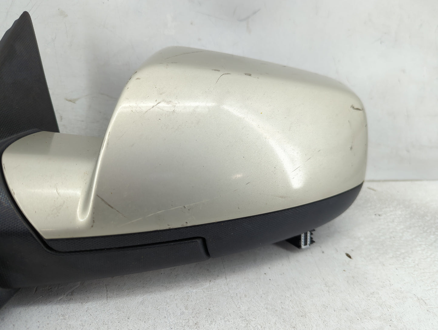 2013 Chevrolet Equinox Driver Side View Mirror - Left Door Mirror OEM Used - Oemusedautoparts1.com