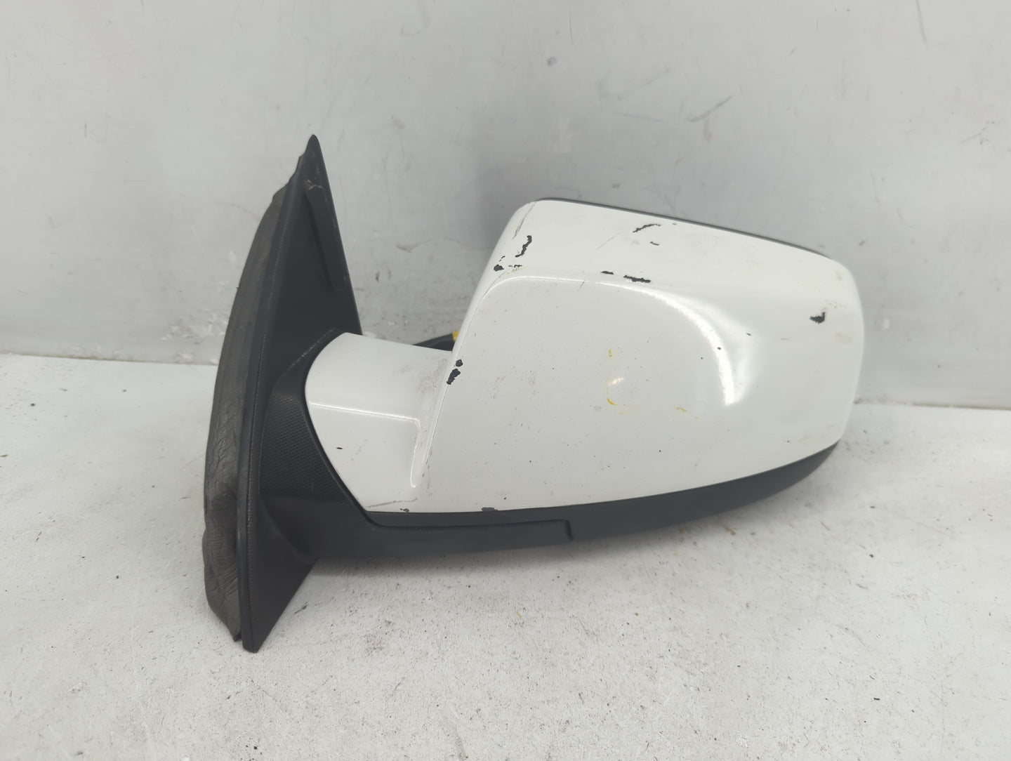 2011-2014 Chevrolet Equinox Driver Side View Mirror - Left Door Mirror OEM Used - Oemusedautoparts1.com