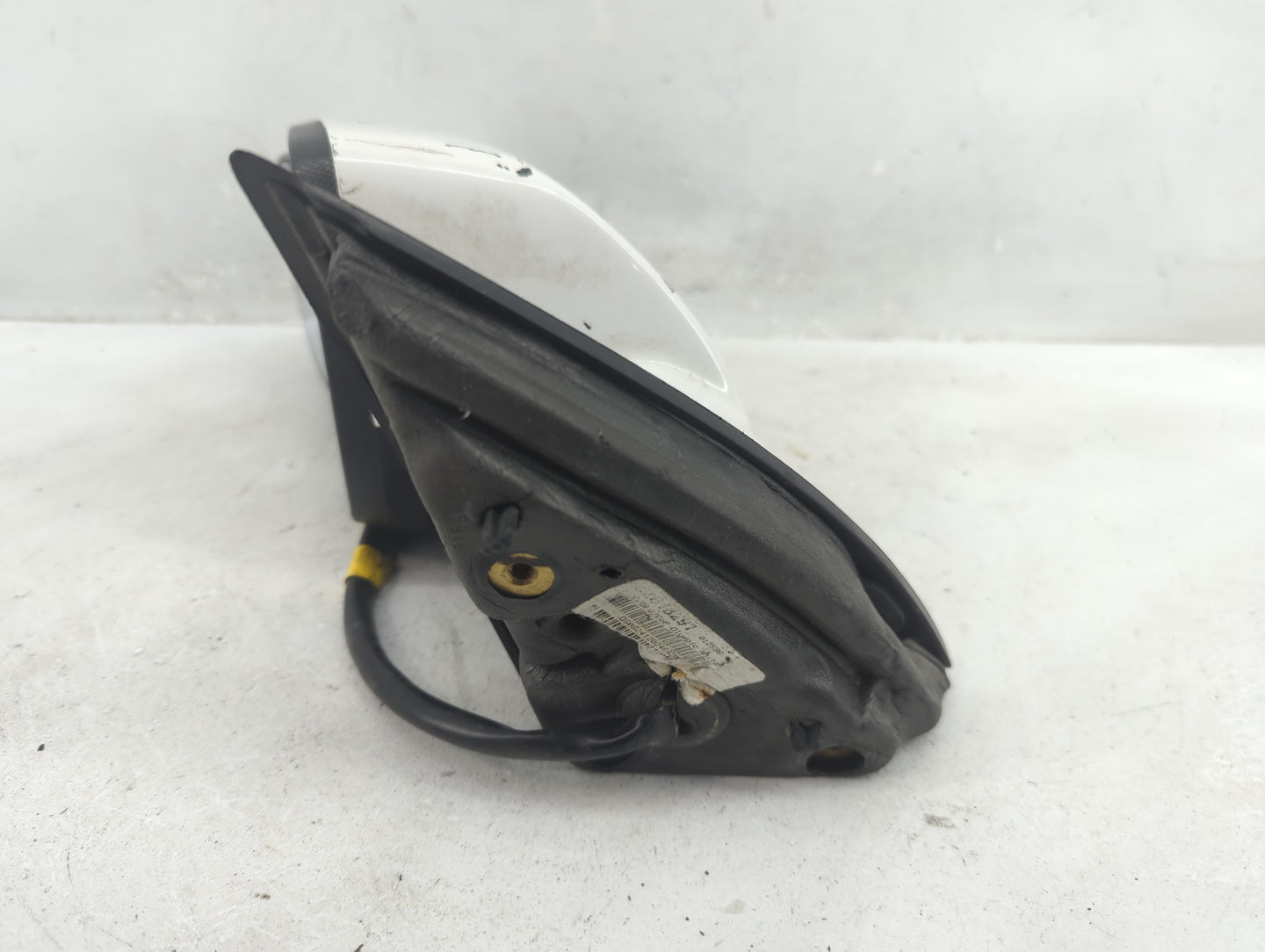 2011-2014 Chevrolet Equinox Driver Side View Mirror - Left Door Mirror OEM Used - Oemusedautoparts1.com