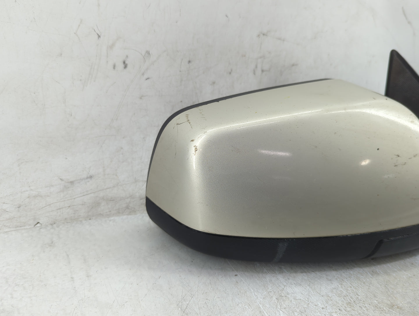 2011-2014 Chevrolet Equinox Passenger Side View Mirror - Right Door Mirror OEM Used - Oemusedautoparts1.com