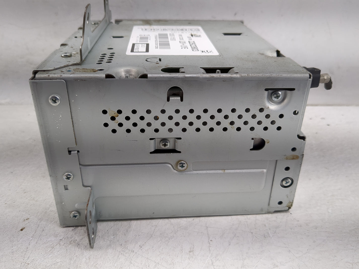 2013-2015 Chevrolet Equinox Radio AM FM Cd Player Receiver Replacement P/N:22923803 Fits Fits 2013 2014 2015 2016 OEM Used A