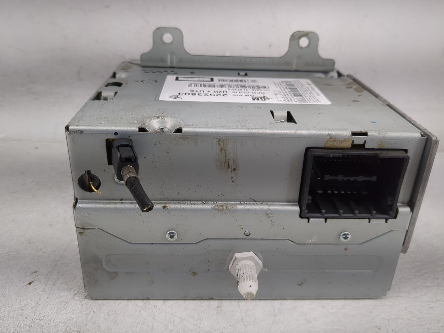 2013-2015 Chevrolet Equinox Radio AM FM Cd Player Receiver Replacement P/N:22923803 Fits Fits 2013 2014 2015 2016 OEM Used A