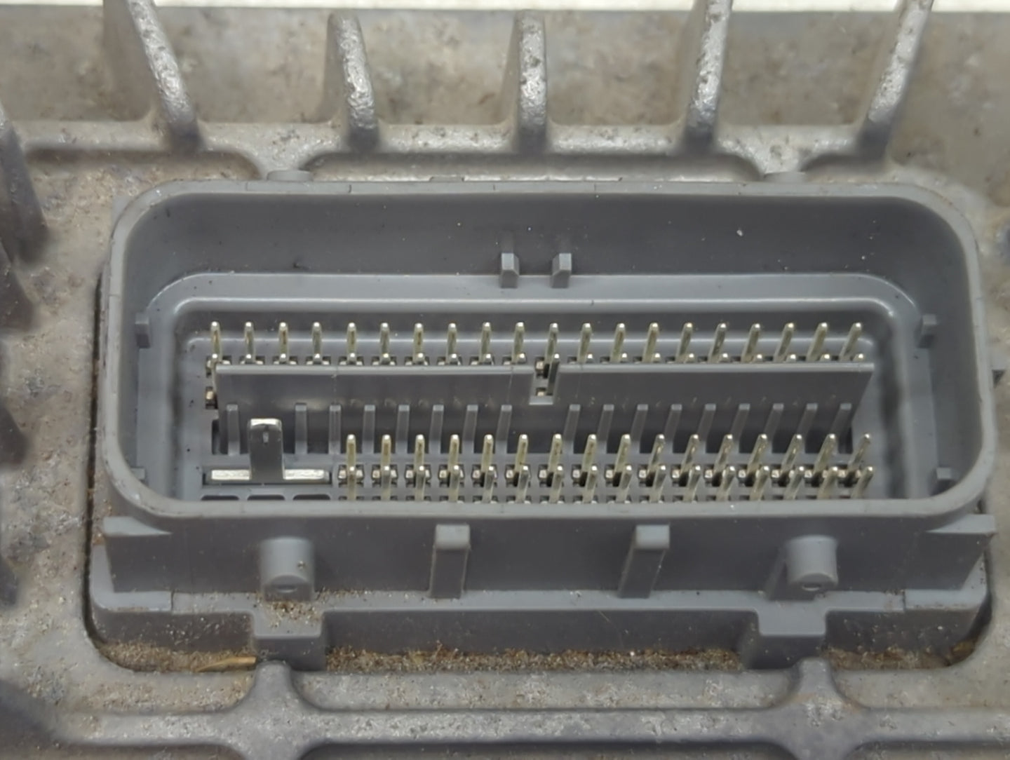 2013-2016 Chevrolet Equinox PCM Engine Control Computer ECU ECM PCU OEM P/N:12657781 Fits Fits 2013 2014 2015 2016 OEM Used 