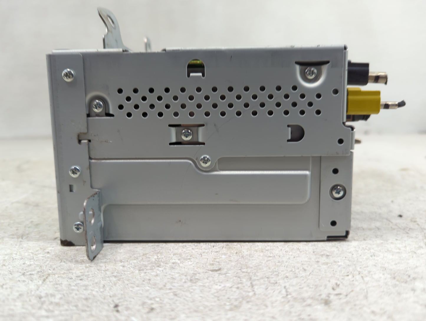 2013 Chevrolet Equinox Radio AM FM Cd Player Receiver Replacement P/N:23121124 Fits OEM Used Auto Parts - Oemusedautoparts1.