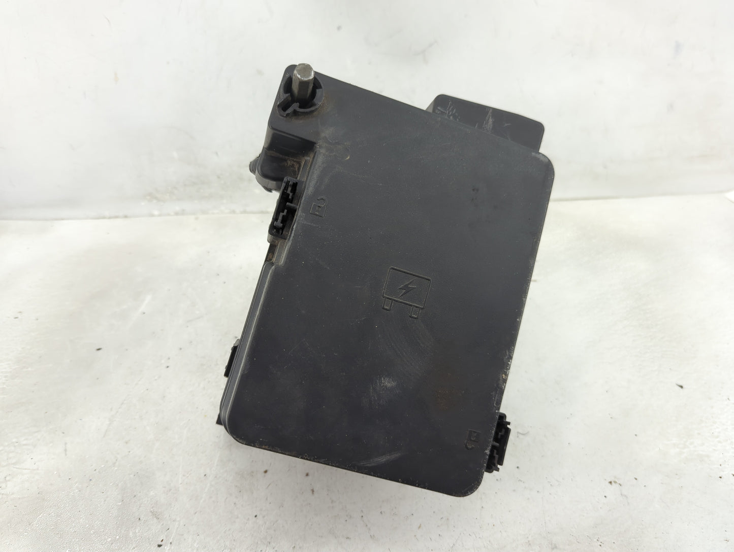2013-2016 Chevrolet Equinox Fusebox Fuse Box Panel Relay Module P/N:22922727 Fits Fits 2013 2014 2015 2016 OEM Used Auto Par