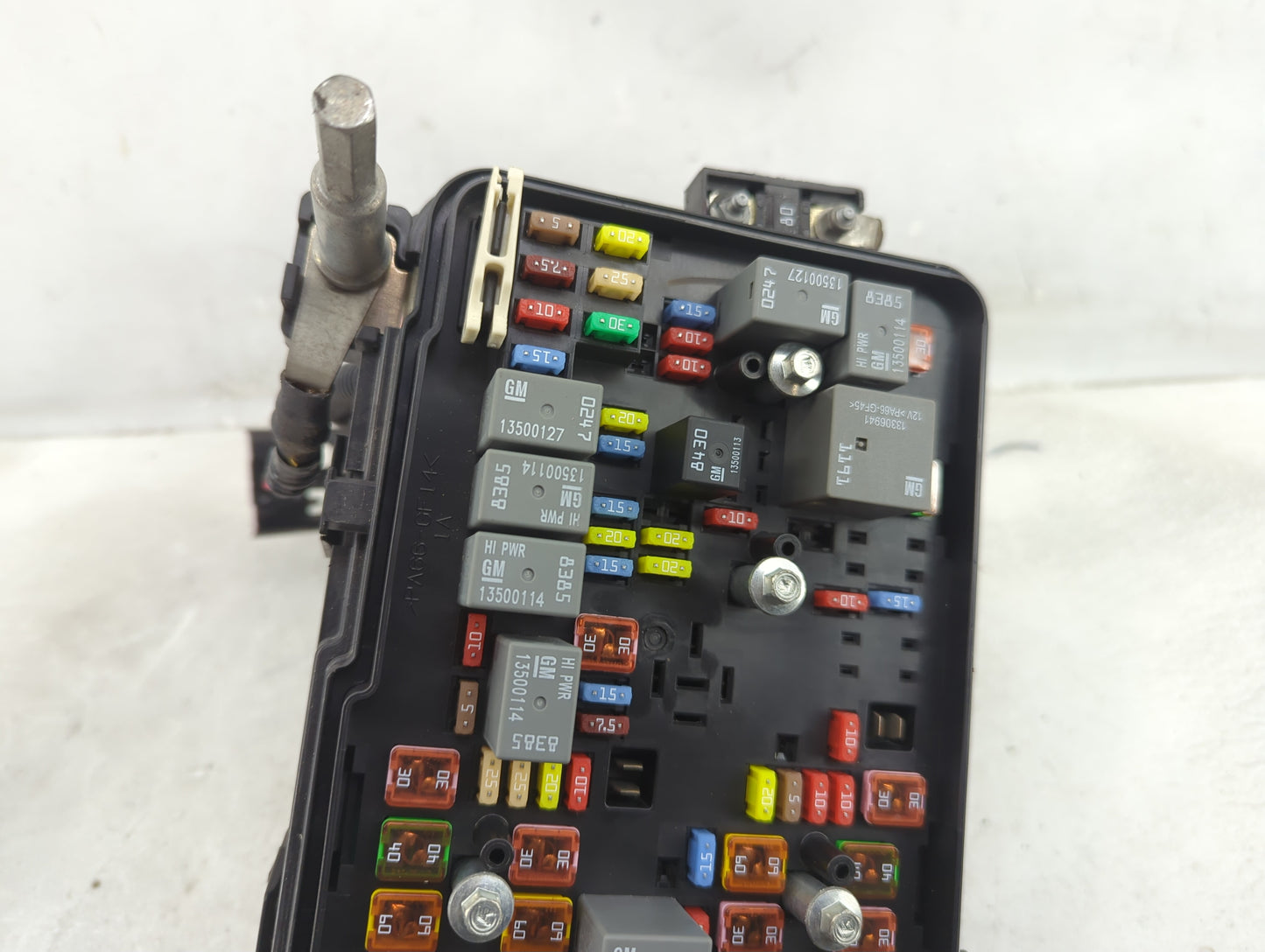 2013-2016 Chevrolet Equinox Fusebox Fuse Box Panel Relay Module P/N:22922727 Fits Fits 2013 2014 2015 2016 OEM Used Auto Par