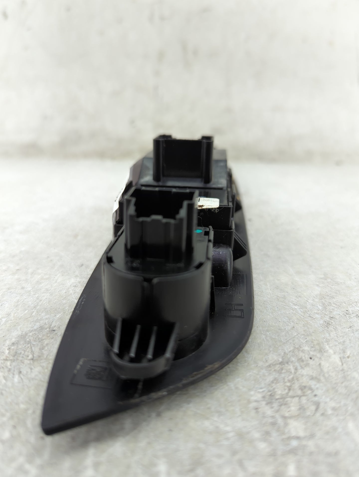 2010-2017 Chevrolet Equinox Master Power Window Switch Replacement Driver Side Left P/N:20917599 Fits OEM Used Auto Parts - 