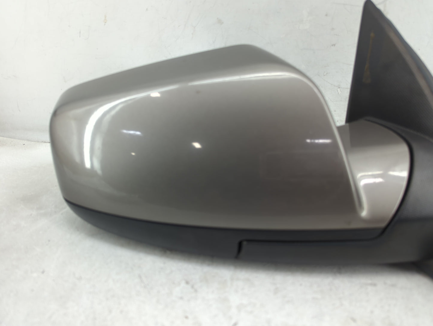 2011-2014 Chevrolet Equinox Passenger Side View Mirror - Right Door Mirror OEM Used - Oemusedautoparts1.com