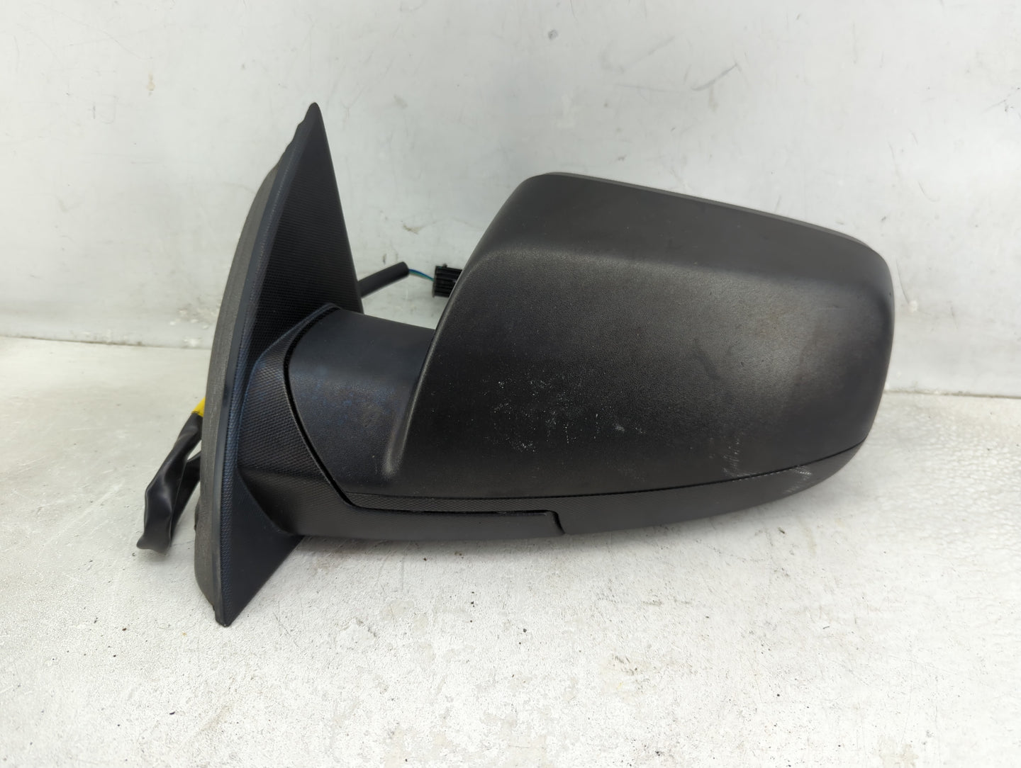 2012-2014 Chevrolet Equinox Driver Side View Mirror - Left Door Mirror OEM Used - Oemusedautoparts1.com