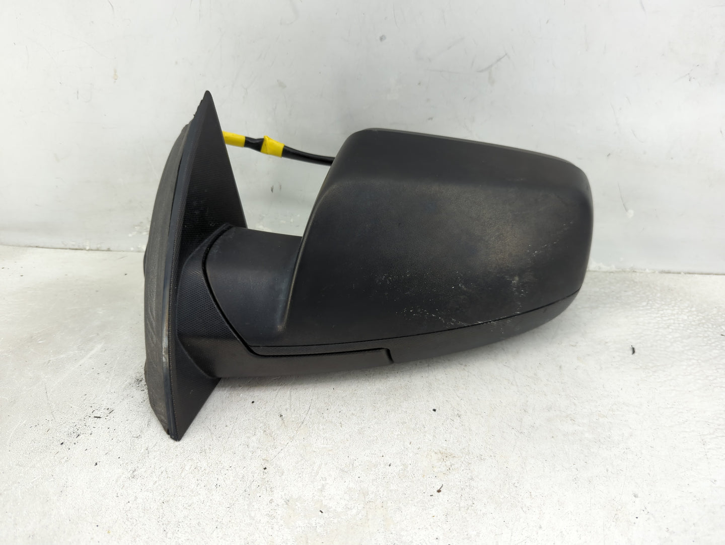 2013 Chevrolet Equinox Driver Side View Mirror - Left Door Mirror OEM Used - Oemusedautoparts1.com