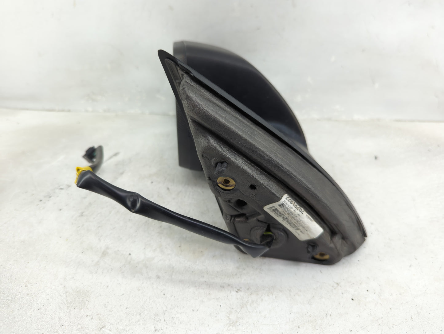 2013 Chevrolet Equinox Driver Side View Mirror - Left Door Mirror OEM Used - Oemusedautoparts1.com