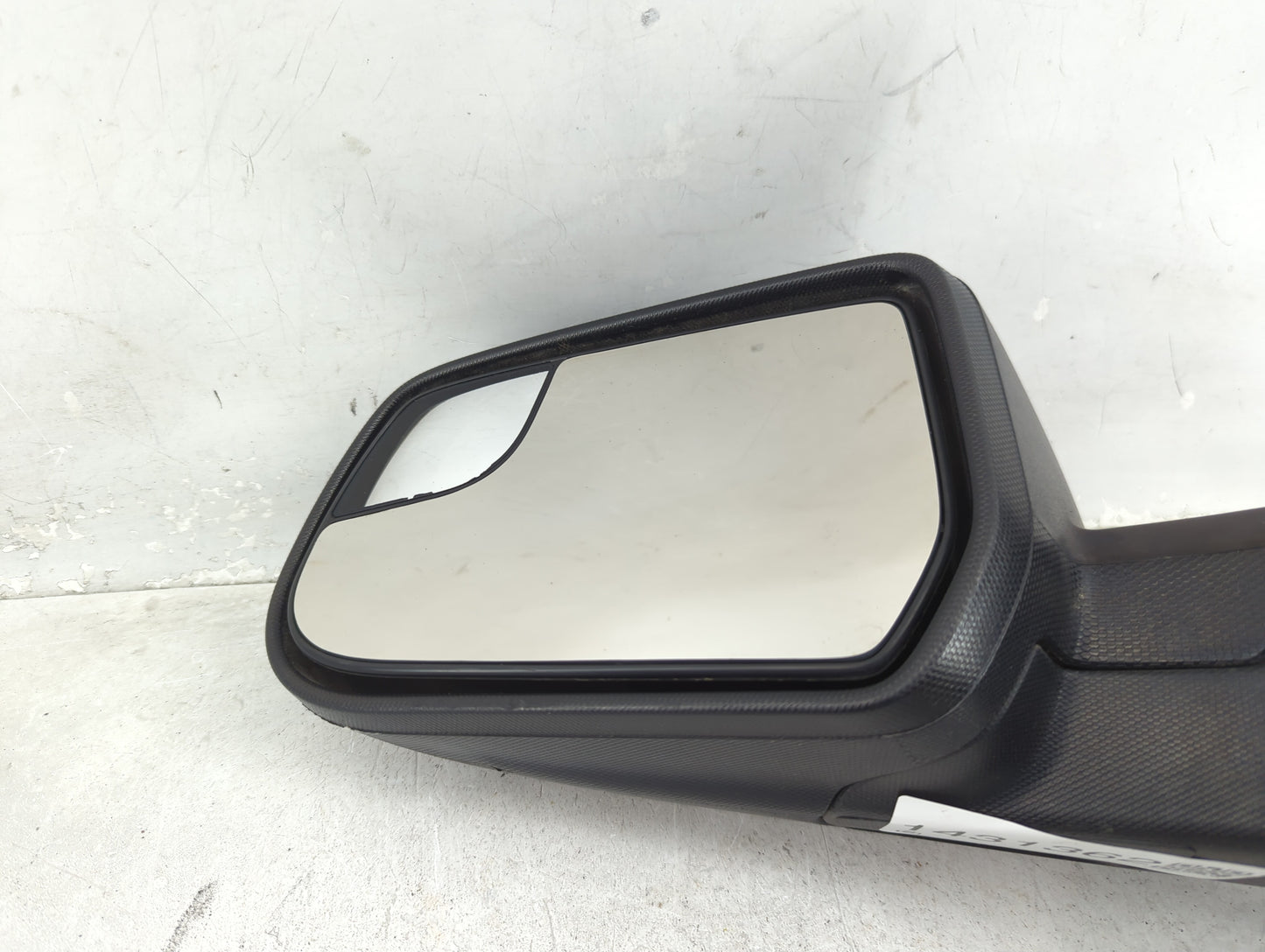 2013 Chevrolet Equinox Driver Side View Mirror - Left Door Mirror OEM Used - Oemusedautoparts1.com