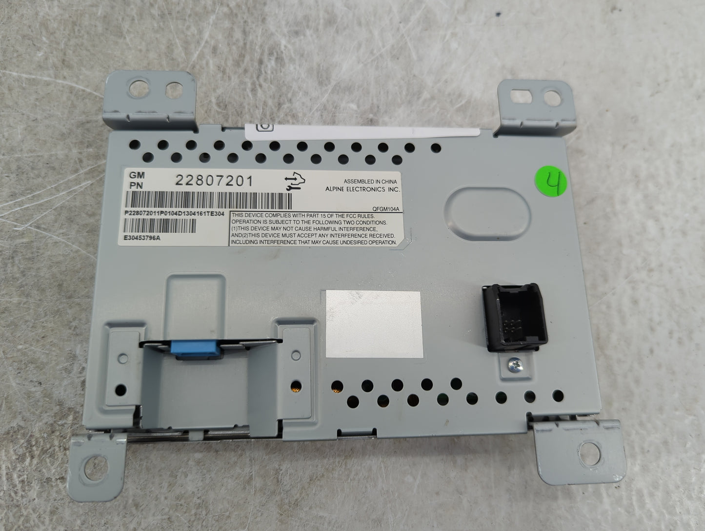 2012-2017 Chevrolet Equinox Information Display Screen Black - Oemusedautoparts1.com