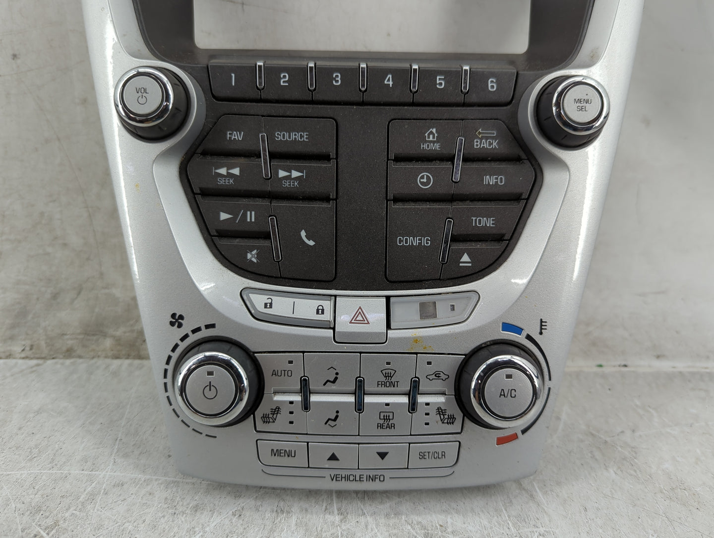 2012-2015 Chevrolet Equinox Radio Control Panel Silver - Oemusedautoparts1.com