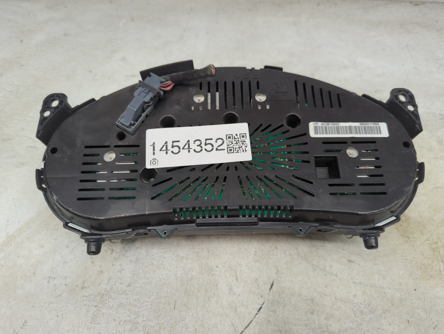 2013-2017 Chevrolet Equinox Instrument Cluster Speedometer Gauges P/N:22956682 A2C98135203 Miles: Fits OEM Used Auto Parts -