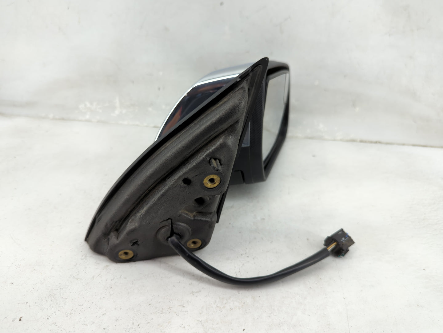 2011-2013 Chevrolet Equinox Passenger Side View Mirror - Right Door Mirror OEM Used - Oemusedautoparts1.com