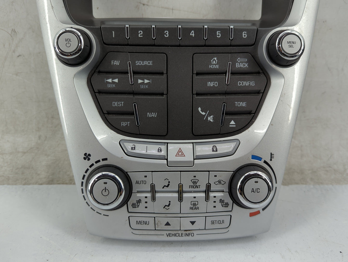 2012-2015 Chevrolet Equinox Radio Control Panel 1463854 - Oemusedautoparts1.com