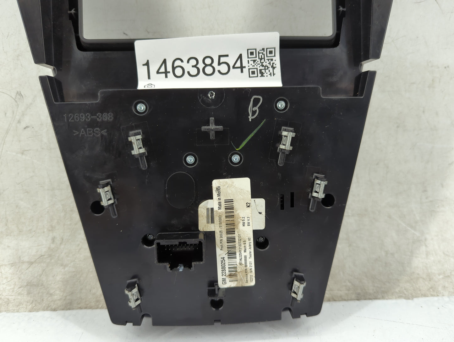 2012-2015 Chevrolet Equinox Radio Control Panel 1463854 - Oemusedautoparts1.com