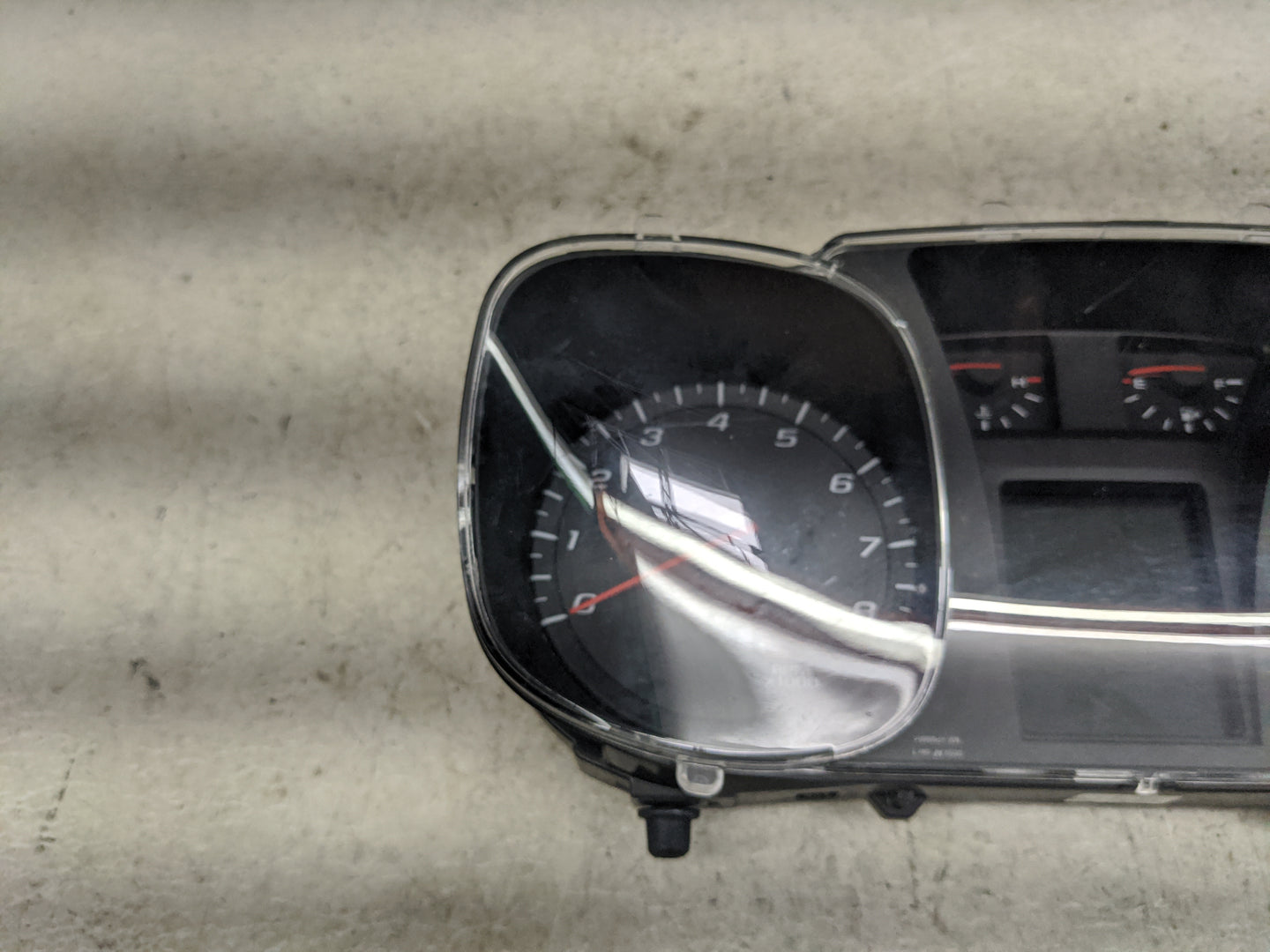 2013-2017 Chevrolet Equinox Instrument Cluster Speedometer Gauges P/N:22938620 812703197 Miles:71K Fits OEM Used Auto Parts 