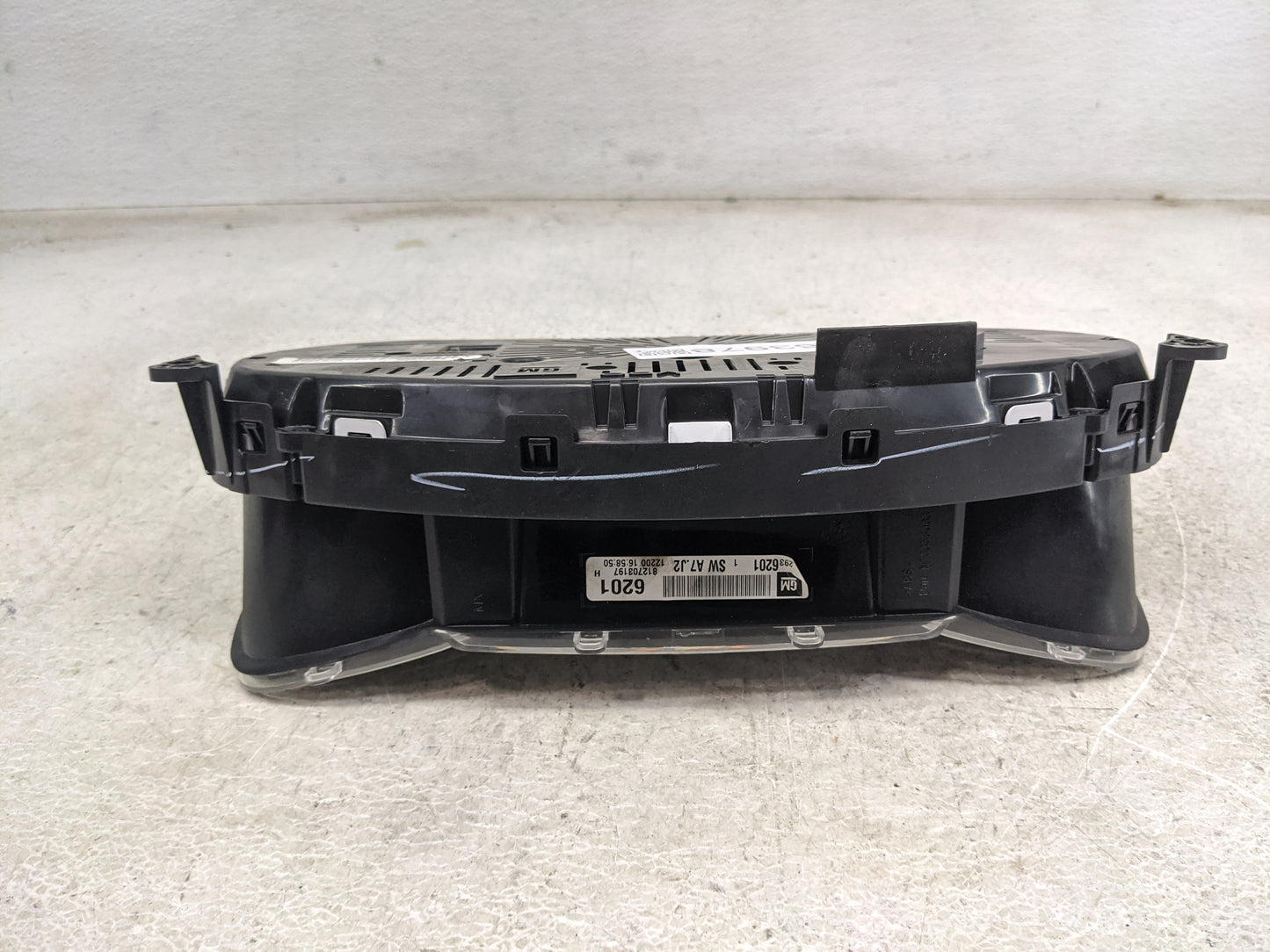 2013-2017 Chevrolet Equinox Instrument Cluster Speedometer Gauges P/N:22938620 812703197 Miles:71K Fits OEM Used Auto Parts 