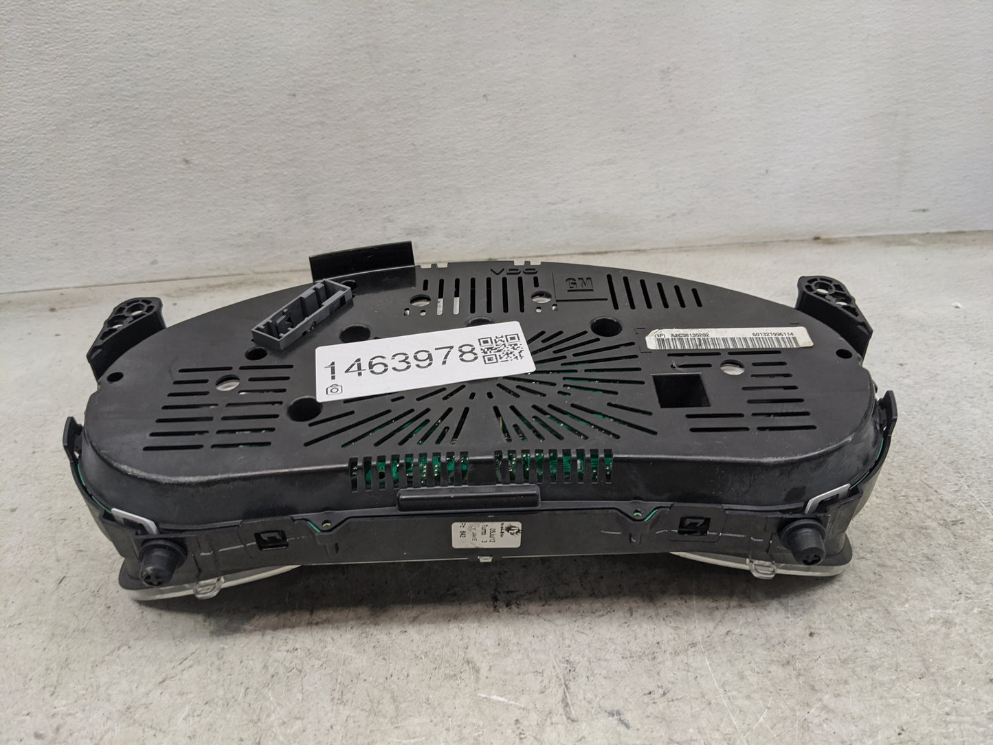 2013-2017 Chevrolet Equinox Instrument Cluster Speedometer Gauges P/N:22938620 812703197 Miles:71K Fits OEM Used Auto Parts 