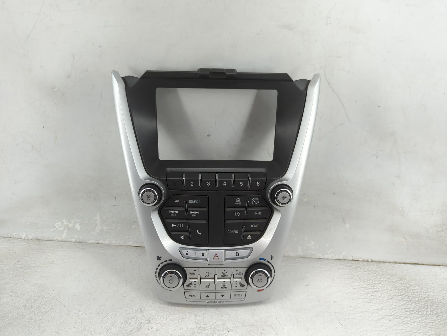 2012-2015 Chevrolet Equinox Radio Control Panel 1469134 - Oemusedautoparts1.com