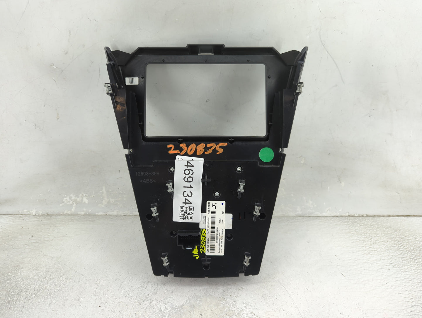 2012-2015 Chevrolet Equinox Radio Control Panel 1469134 - Oemusedautoparts1.com