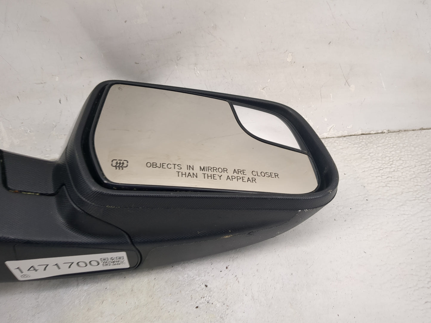 2011-2014 Chevrolet Equinox Passenger Side View Mirror - Right Door Mirror OEM Used - Oemusedautoparts1.com