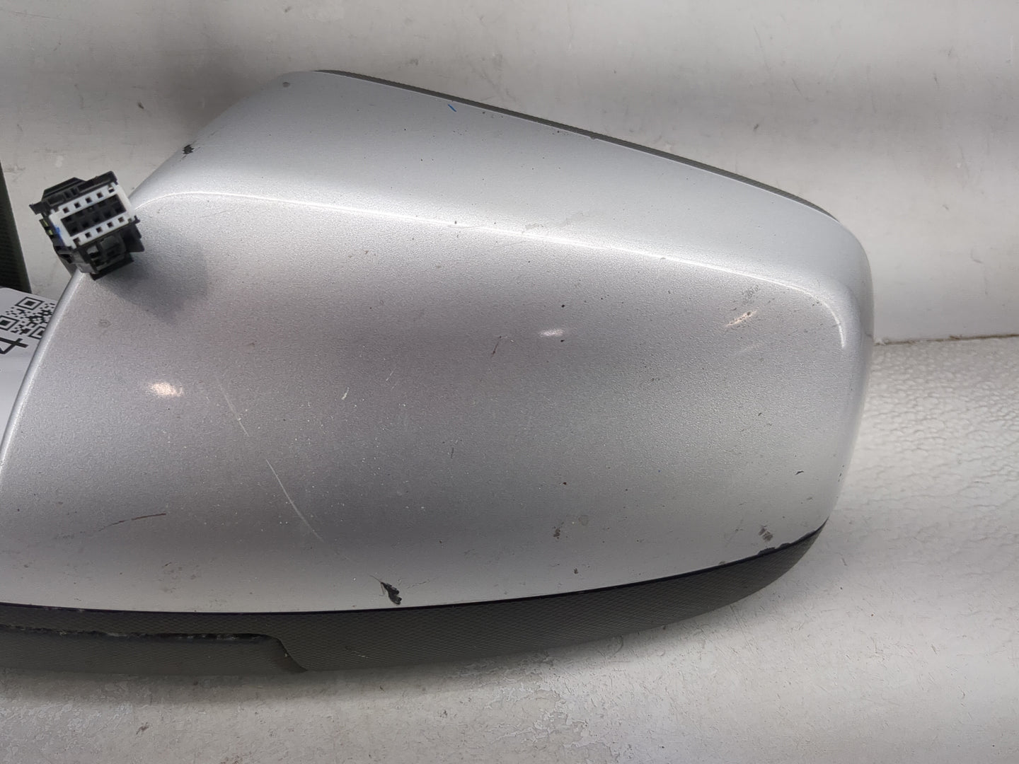 2011-2014 Chevrolet Equinox Driver Side View Mirror - Left Door Mirror OEM Used - Oemusedautoparts1.com