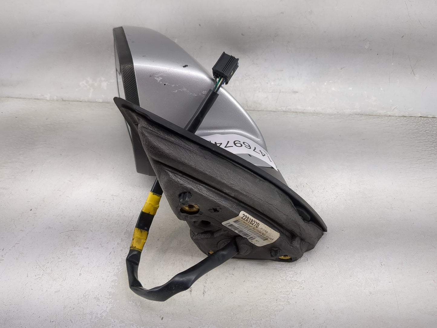 2011-2014 Chevrolet Equinox Driver Side View Mirror - Left Door Mirror OEM Used - Oemusedautoparts1.com