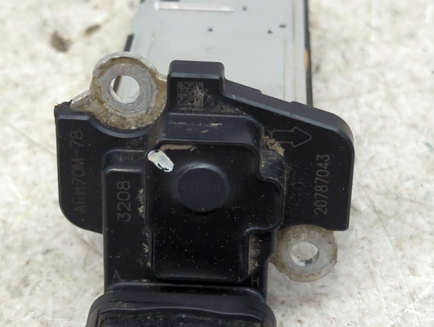 2012-2017 Chevrolet Equinox Mass Air Flow Meter Maf 1489889 - Oemusedautoparts1.com