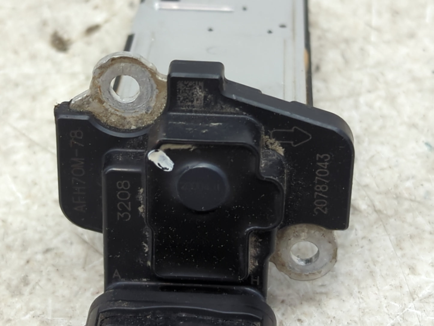 2012-2017 Chevrolet Equinox Mass Air Flow Meter Maf 1489889 - Oemusedautoparts1.com