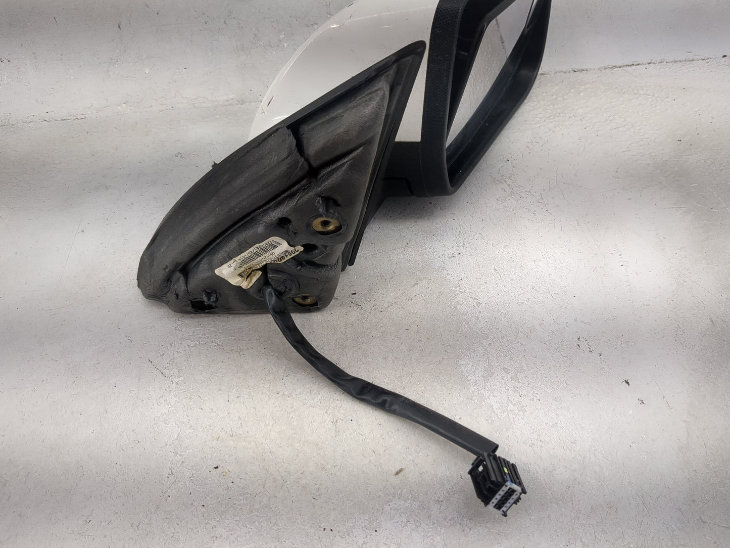 2011-2014 Chevrolet Equinox Passenger Side View Mirror - Right Door Mirror OEM Used - Oemusedautoparts1.com