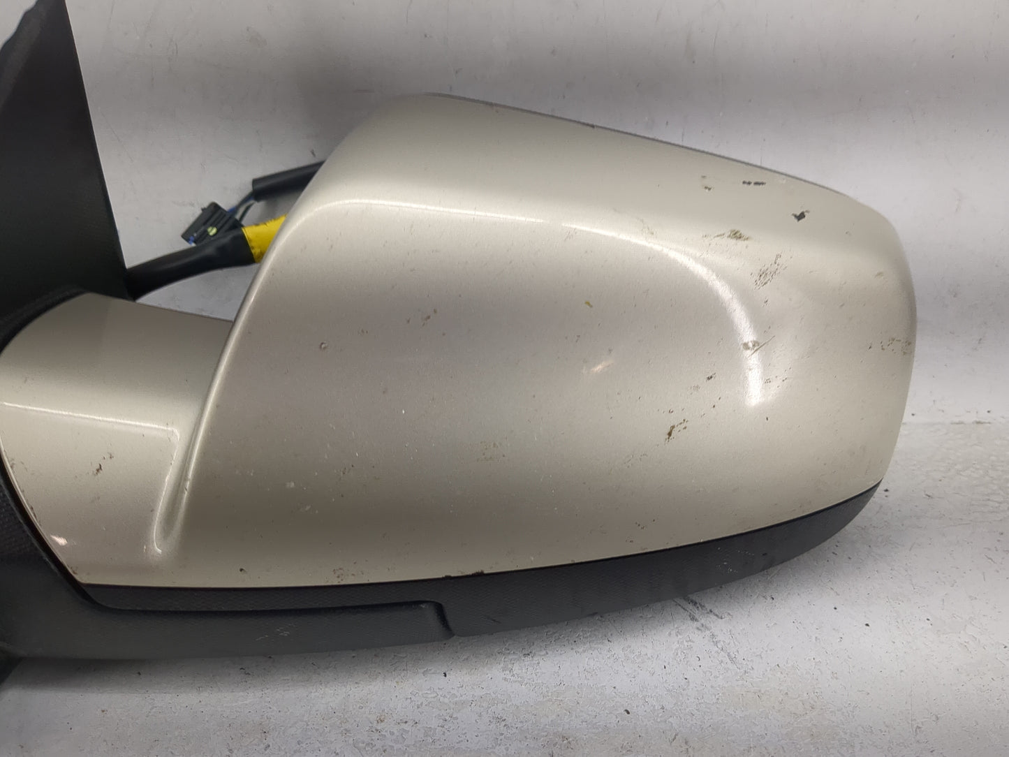 2011-2014 Chevrolet Equinox Driver Side View Mirror - Left Door Mirror OEM Used - Oemusedautoparts1.com