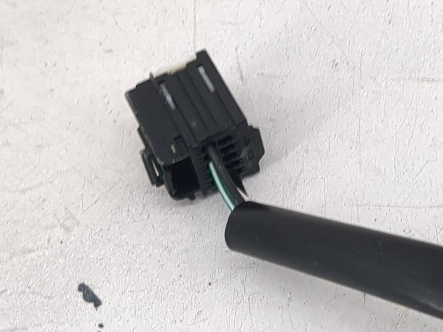2011-2014 Chevrolet Equinox Driver Side View Mirror - Left Door Mirror OEM Used - Oemusedautoparts1.com