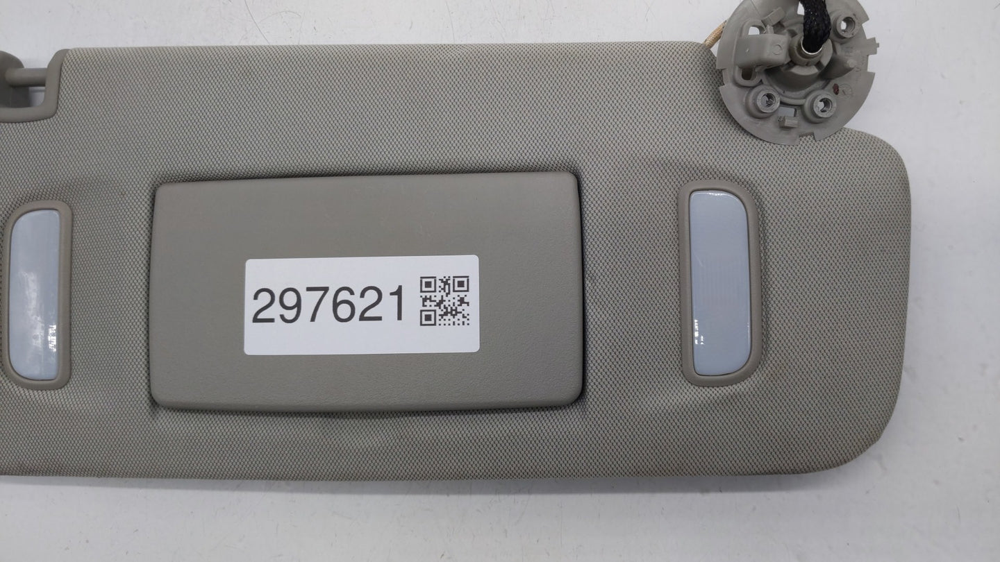 2010-2017 Chevrolet Equinox Sun Visor Shade Replacement Passenger Right Mirror Fits Fits 2010 2011 2012 2013 2014 2015 2016 