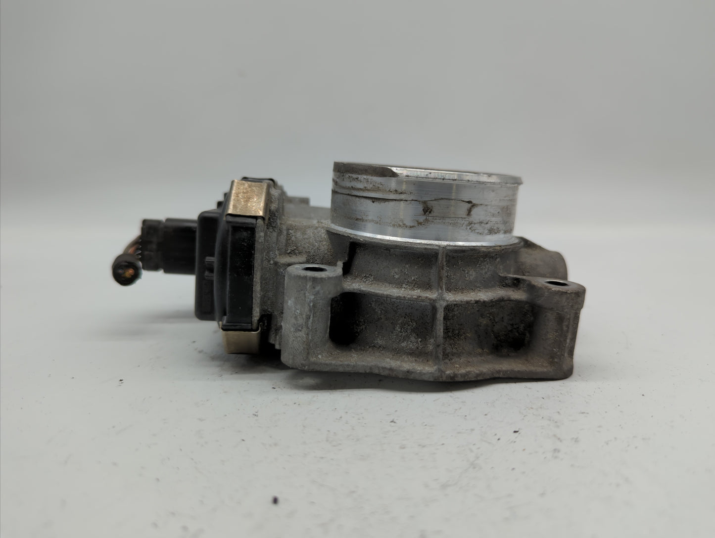 2012-2015 Chevrolet Equinox Throttle Body P/N:12632101CA Fits Fits 2012 2013 2014 2015 OEM Used Auto Parts - Oemusedautopart