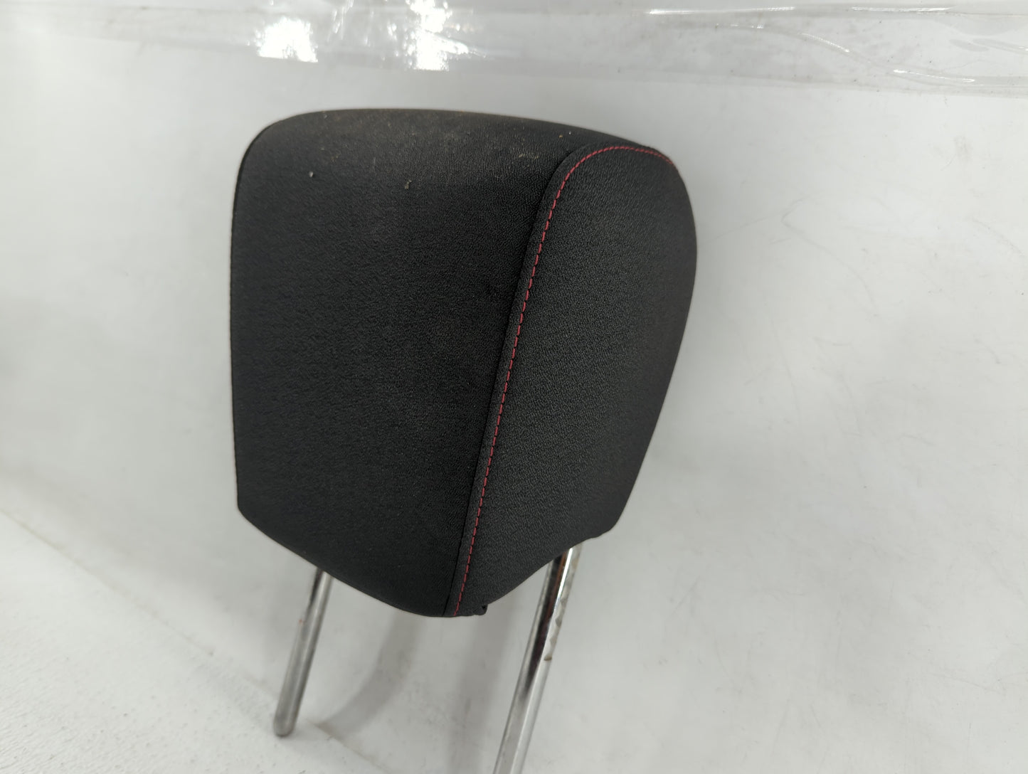 2012-2013 Chevrolet Equinox Headrest Head Rest Front Driver Passenger Seat Fits Fits 2012 2013 OEM Used Auto Parts - Oemused