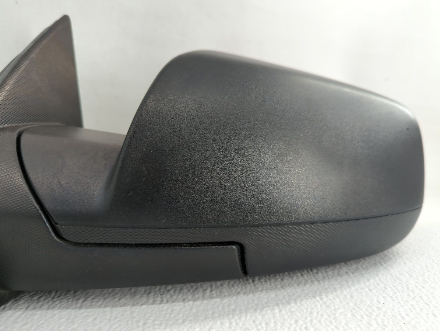 2012-2014 Chevrolet Equinox Driver Side View Mirror - Left Door Mirror OEM Used - Oemusedautoparts1.com