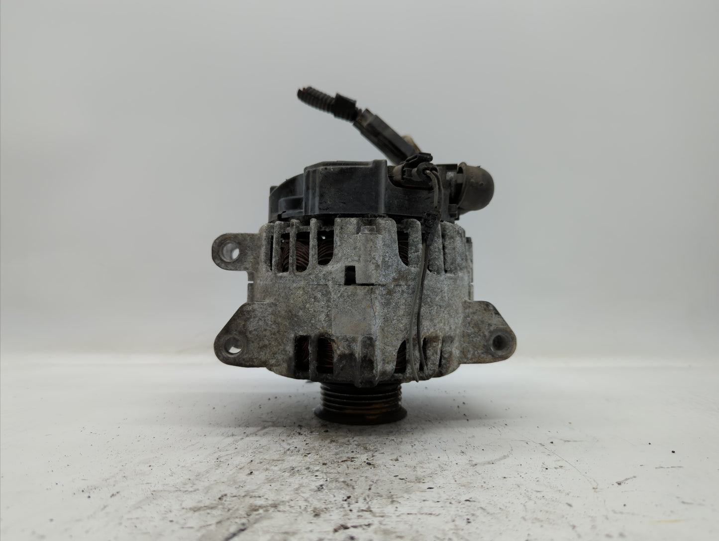 2010-2017 Chevrolet Equinox Alternator Replacement Generator Charging Assembly Engine OEM P/N:13588328 13512759 Fits OEM Use