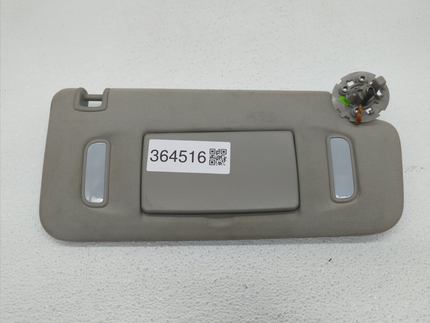 2010-2017 Chevrolet Equinox Sun Visor Shade Replacement Passenger Right Mirror Fits Fits 2010 2011 2012 2013 2014 2015 2016 